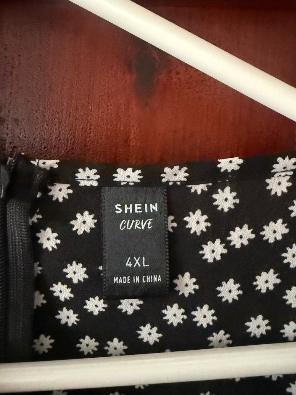 SHEIN Black & White Floral Plus-Size Dress - Curve 4XL